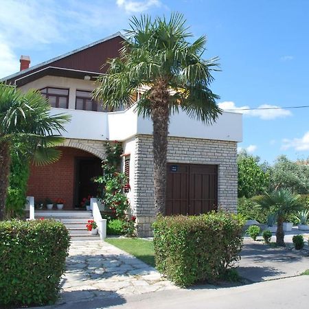 Guesthouse Ema Sukošan Exterior foto