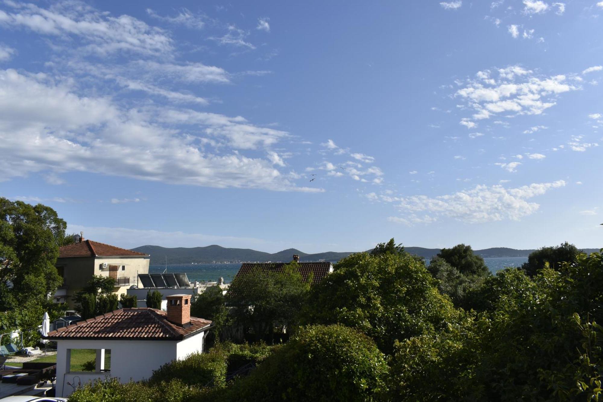 Guesthouse Ema Sukošan Exterior foto